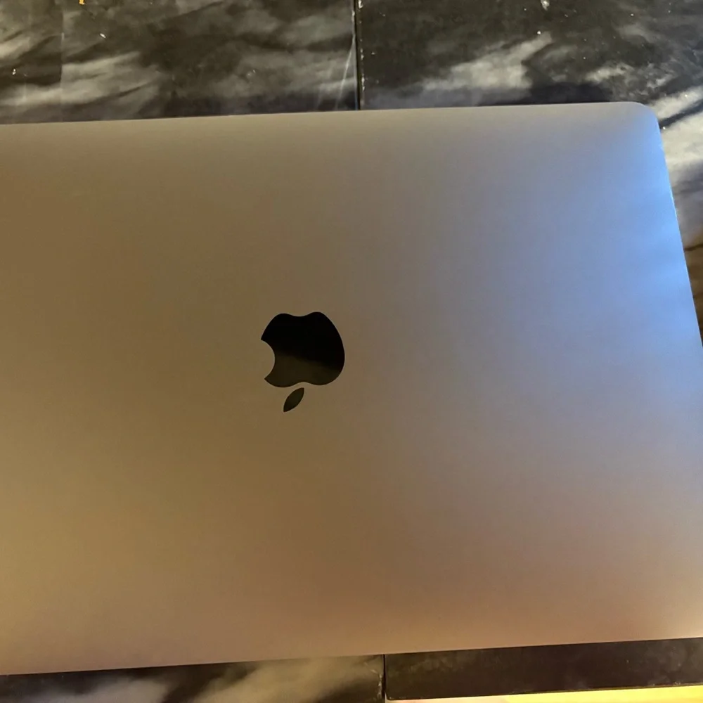 Apple MacBook Air - Silver